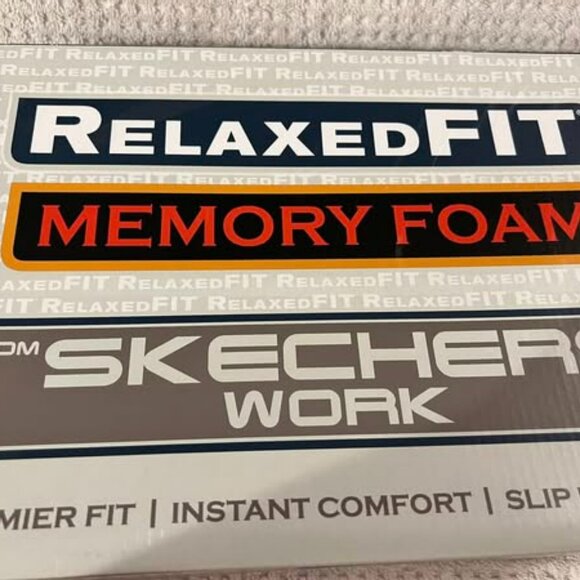 Size 9.5 - NIB - Skechers - Black Relaxed Fit - Memory Foam Work Shoes - Picture 2 of 5